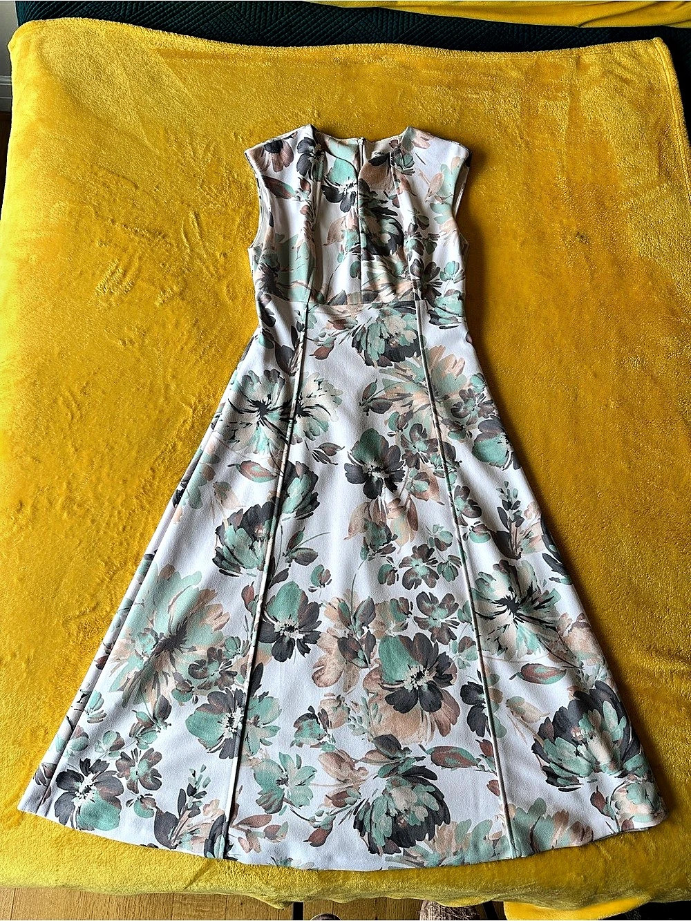 Calvin Klein Floral Midi Dress Size 4 Like New